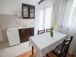 Гостевой дом Guest House 4M Петровац Номер-студио (для 3 взрослых)-7
